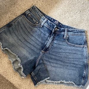 Vintage high-rise denim shorts